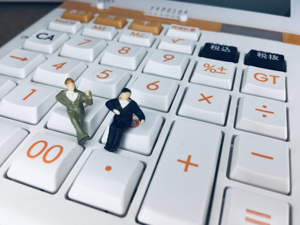 補助金と融資、どちらを先に考えるべき？